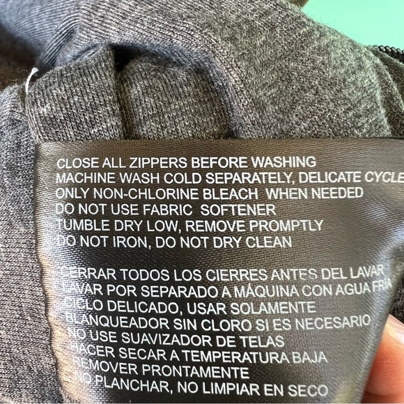 GERRY INSULATED
WEATHERPROOF PUFFER JACKET WITH HOOD SIZE MEDIUM NWT OLIVE GREEN - Picture 5 of 8